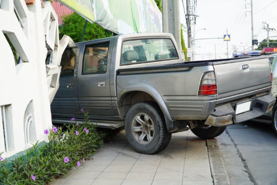 Damage-from-Aircraft-Car-or-Vehicle.jpg 